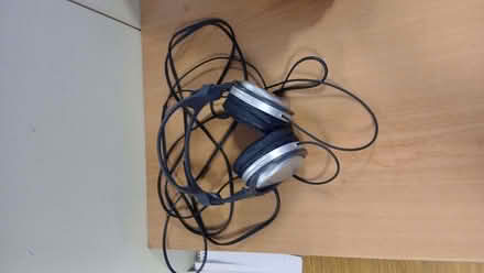Photo of free Old headphones- a bit flakey but working! TN377DX (Silverhill TN38) #1