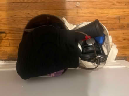 Photo of free Women’s clothes/ Misc hh items (Chicago, il) #2
