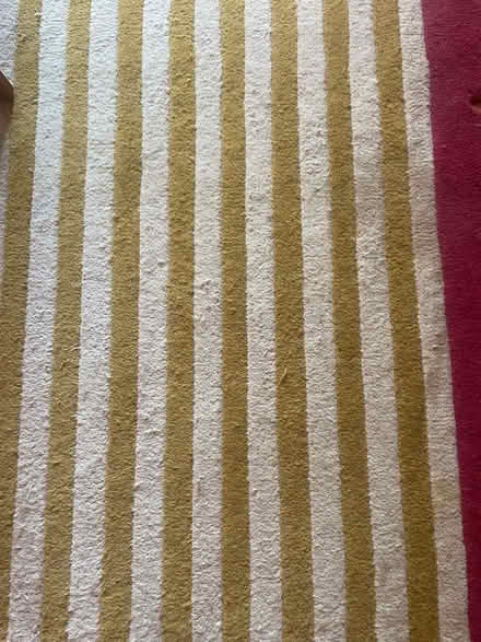 Photo of free Scalloped Striped rug (Ruskin Park SE5) #2