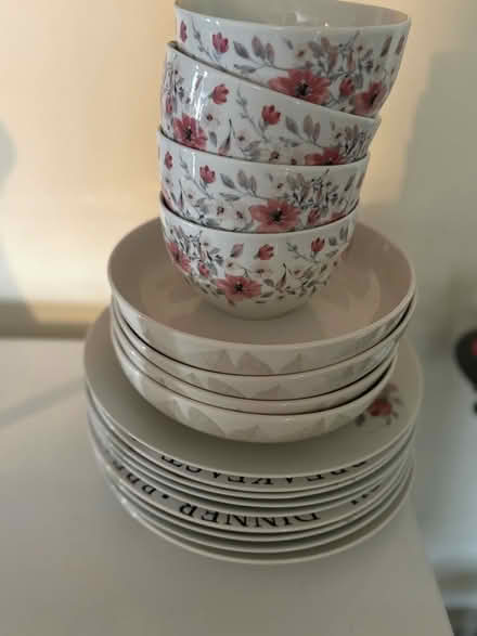 Photo of free Loads of plates, bowls & mugs (Gipton LS8) #1