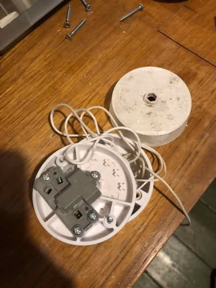 Photo of free Ceiling lamp attachment (NR2) #1