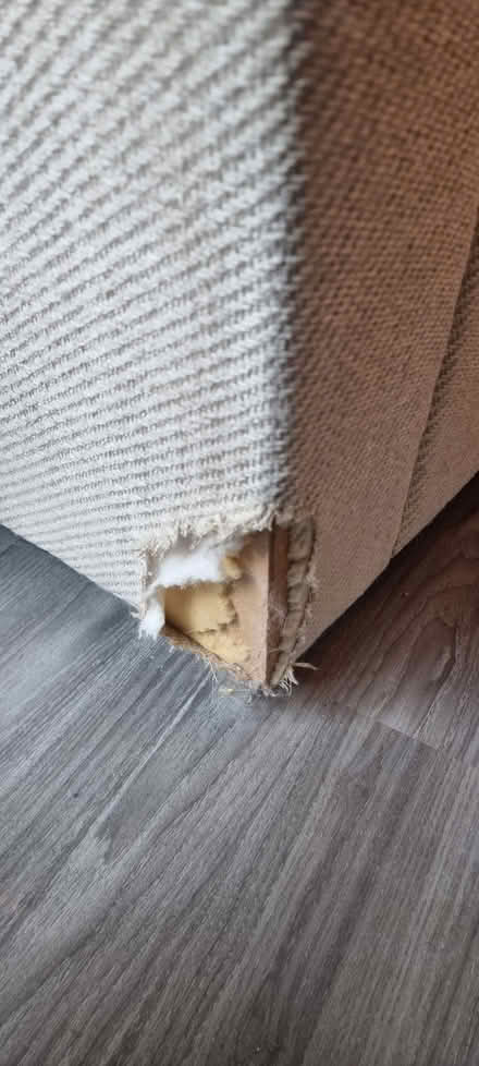 Photo of free 3 seater sofa (Jennyfield HG3) #4