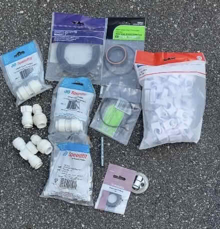 Photo of free Various plumbing bits & bobs (S t Helen Auckland DL14) #1