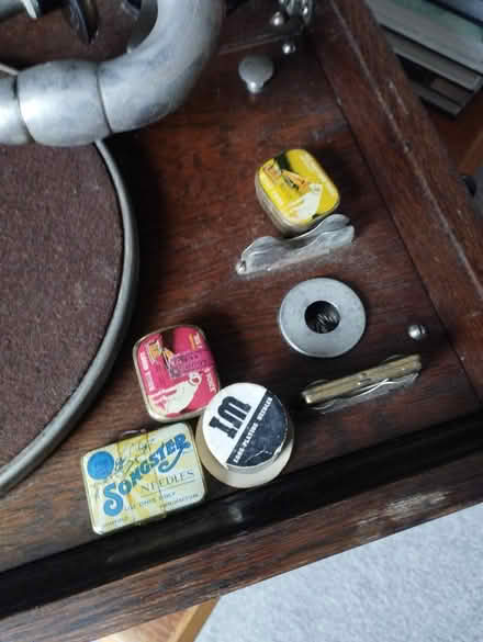 Photo of free Old HMV gramophone (Hooe) #3