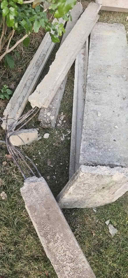 Photo of free Concrete/ rubble (Isleworth TW7) #2