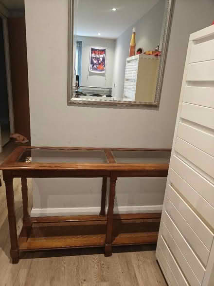 Photo of free EMERGENCY beautiful table (Carlton Hill BN2) #2