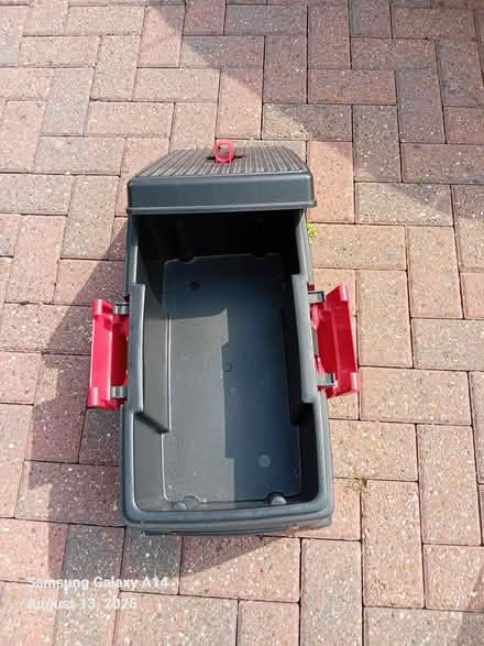 Photo of free Storage stool (Wokingham, RG41) #3