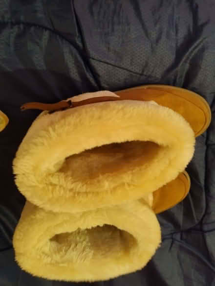 Photo of free Winter boots (Wyke BD12) #2
