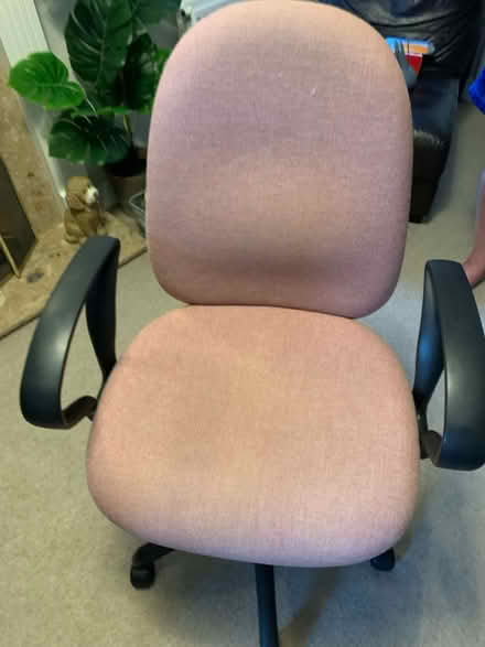 Photo of free Office Chair (DA9) #2