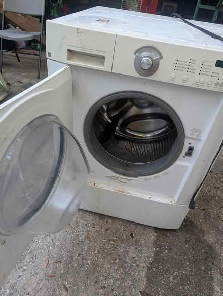Photo of free Working dryer and nonworking washer (Moss Bluff/Ocala Nat. forest) #3