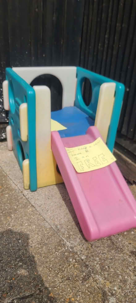 Photo of free Little Tikes Slide (South Oxfordshire RG4) #1