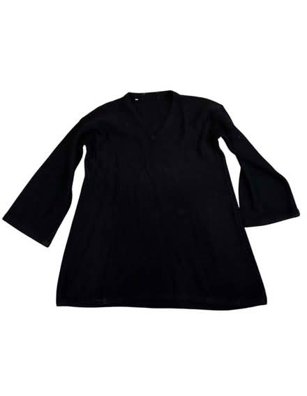 Photo of free Woman’s Sweater (Brooklyn Storage) #1