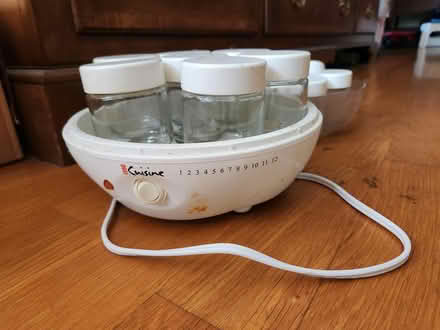 Photo of free electric yogurt maker (Cambridge, near Western Ave) #1