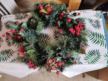 Photo of free Christmas wreath (Eaton Bray LU6) #1