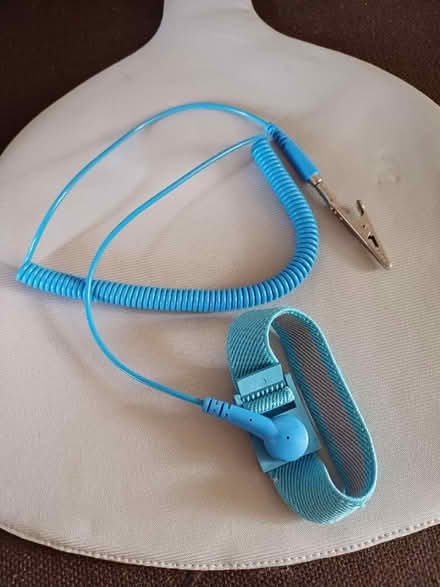 Photo of free PC repair wrist band (GL4) #1