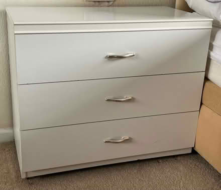 Photo of free 3 drawer chest -white (Wheatley, Oxfordshire OX33) #1
