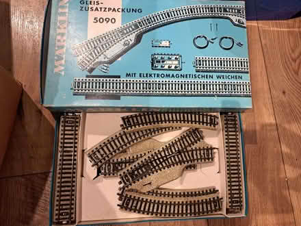 Photo of free Vintage train set (Vale of White Horse SN6) #2