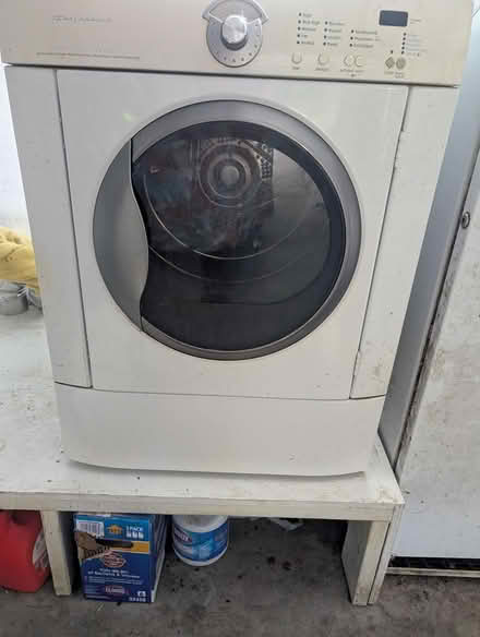 Photo of free Working dryer and nonworking washer (Moss Bluff/Ocala Nat. forest) #1