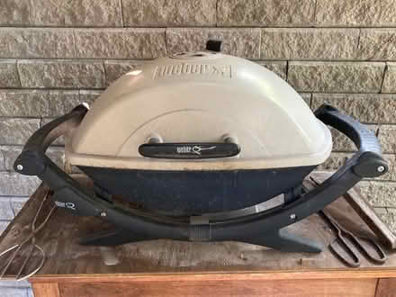 Photo of free charcoal bbq (Bloor & Jane) #1