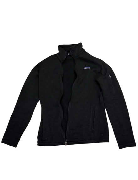 Photo of free Patagonia Women’s Jacket (Brooklyn Storage) #1