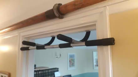 Photo of free Doorway Pull up /Chin Up Bar (Dorking (near Cock Roundabout)) #3