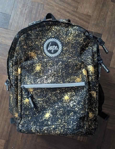 Photo of free Cool glittery backpack (HA6 Northwood) #1