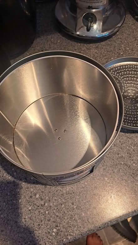 Photo of free Musical Tin (Luton LU3) #2