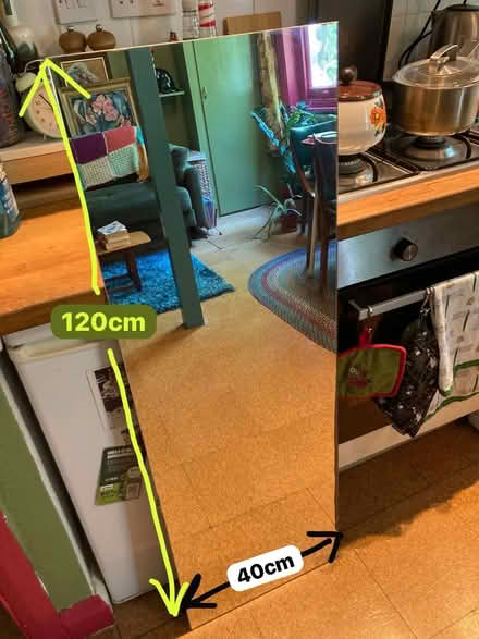 Photo of free Mirror (no fixings) (Elephant and Castle) #1