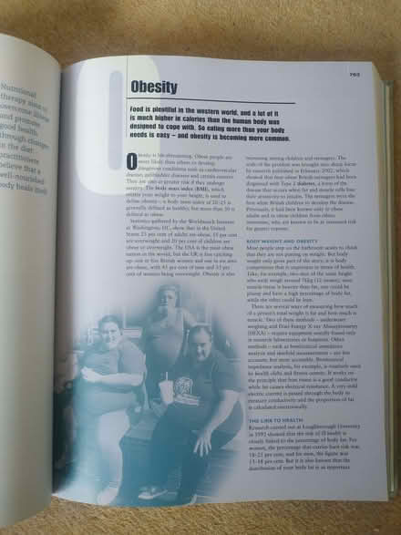 Photo of free Reader's Digest A-Z of Medicine & Health (GU51) #3