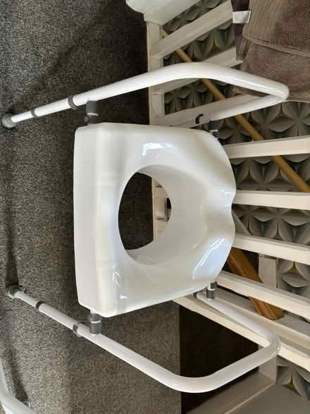 Photo of free Toilet seat (Stacksteads OL13) #2