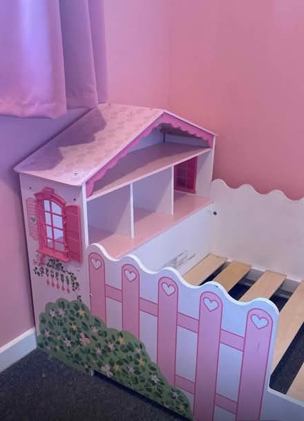 Photo of free toddler doll house bed (coalville LE67) #2