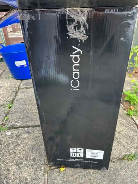 Photo of free iCandy Lime Pram & Carrycot Bundle (Welwyn Garden City AL7) #2