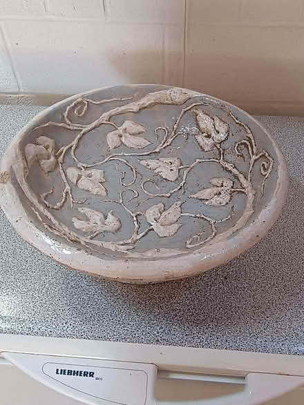 Photo of free ceramic dish (Nailsea BS21) #1