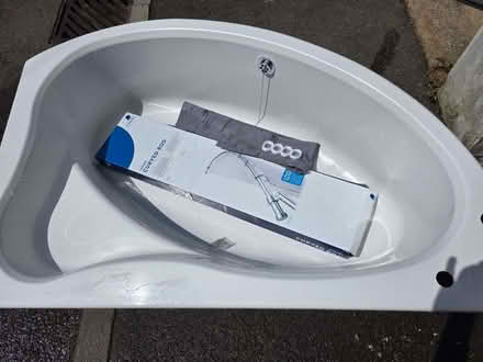 Photo of free Corner bath, with accessories! (Glynfach CF39) #4