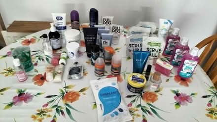 Photo of free New and partially used toiletries (Belfast BT11) #1