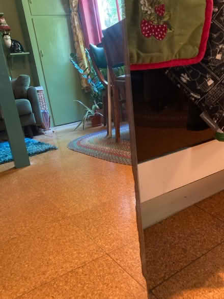 Photo of free Mirror (no fixings) (Elephant and Castle) #3