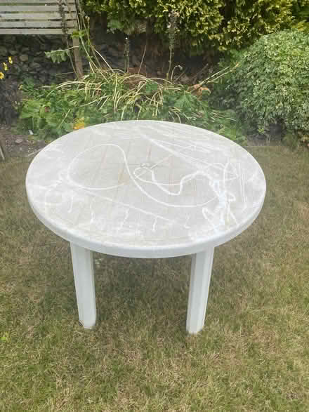 Photo of free Plastic garden table (Woodhouse Eaves LE12) #1