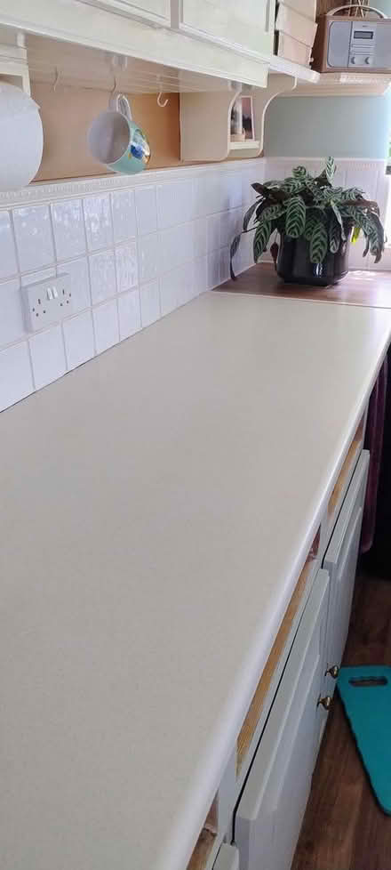 Photo of free Cream worktop (WR14 Malvern Link) #1