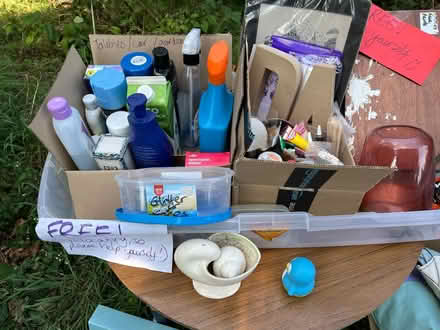 Photo of free A collection of things (SG6) #1