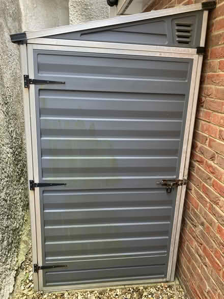 Photo of free Shed (Seaford BN25) #1