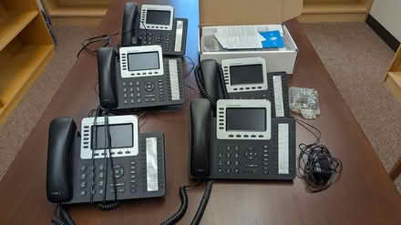 Photo of free six VOIP phones (Near Slack and Merivale) #1