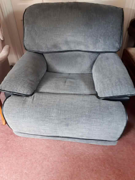 Photo of free A man's chair? (Wallingford) #1