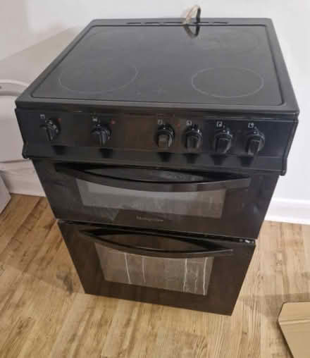 Photo of free Electric cooker (Cheltenham GL51) #1