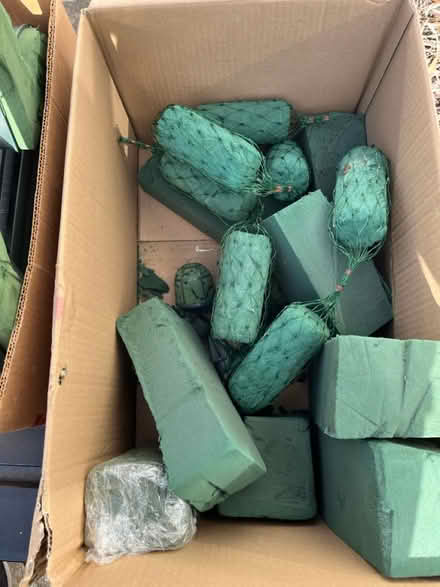 Photo of free Mixed floristry kit (SG6) #2