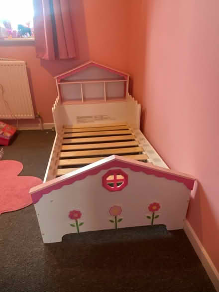 Photo of free toddler doll house bed (coalville LE67) #1