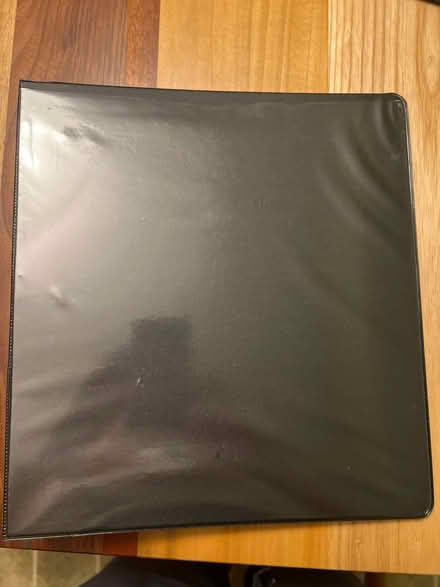 Photo of free 1.5 inch 3 ring binder (S Section) #2