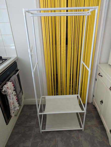 Photo of free Clothes hanging rack (Florence Park OX4) #1