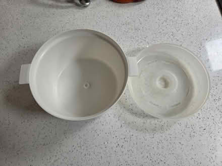 Photo of free Microwave dish with lid (Frimley) #4