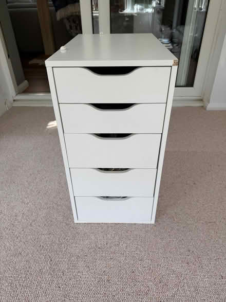 Photo of free White Desk Set of Drawers (Hatching Green AL5) #1
