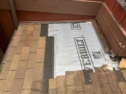 Photo of 3-Tab Brown Roof Shingles (Germantown) #1